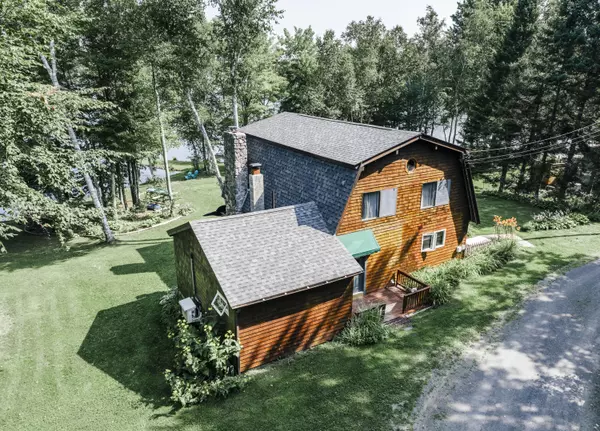 Saint Albans, ME 04971,7 Birch IS