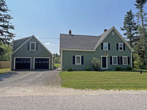 28 Murphy RD, Surry, ME 04684