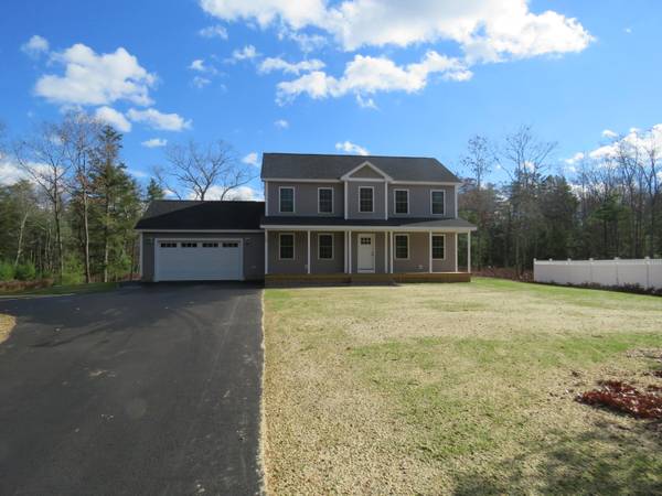 500 Eagle Crest RD, Wells, ME 04090