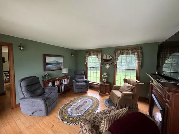 Verona Island, ME 04416,23 Cove ST