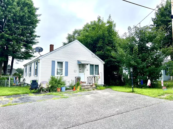 45 Enfield ST, Auburn, ME 04210