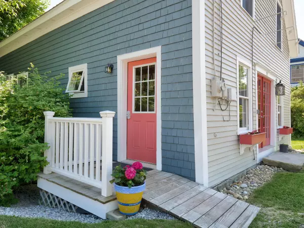 Union, ME 04862,295 Common RD