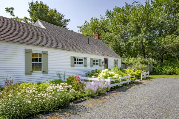 Sedgwick, ME 04676,308 Reach RD