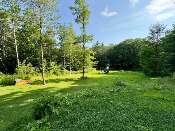 Hope, ME 04847,760 Camden RD