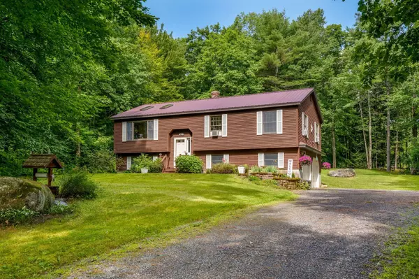 493 Belgrade RD, Oakland, ME 04963
