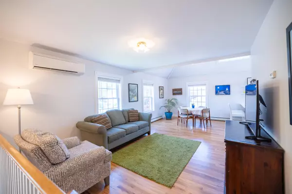 South Portland, ME 04106,90 High ST