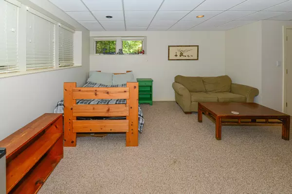 Lovell, ME 04051,27 Trillium RD