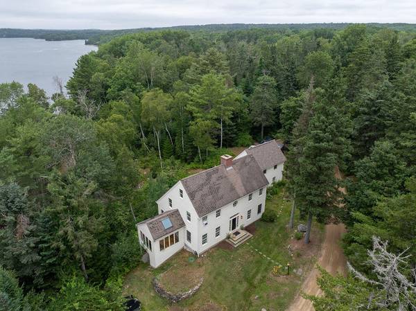 31 Osprey Point RD, Sedgwick, ME 04676