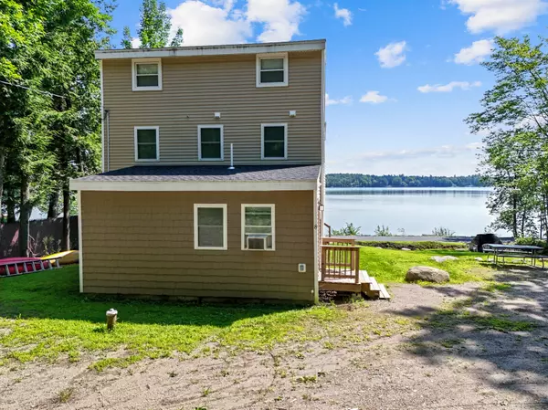 Newport, ME 04953,8 Hidden DR