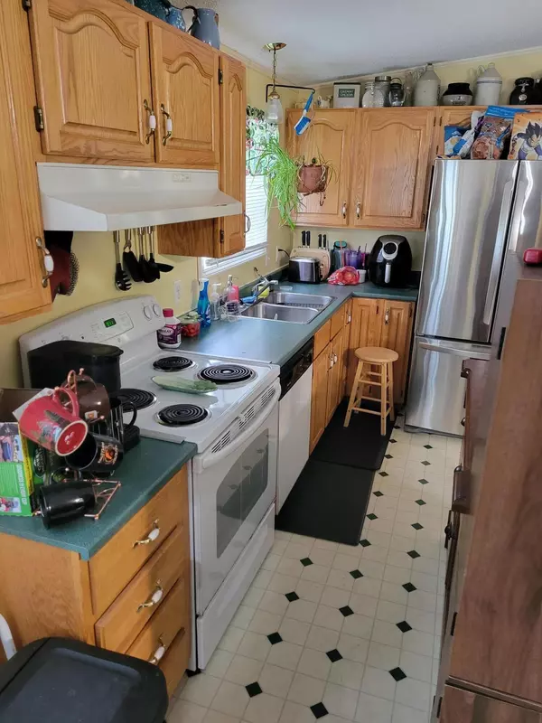 Stockton Springs, ME 04981,152 W Main ST