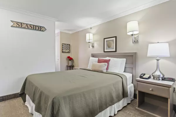 Wells, ME 04090,733 Post RD #103