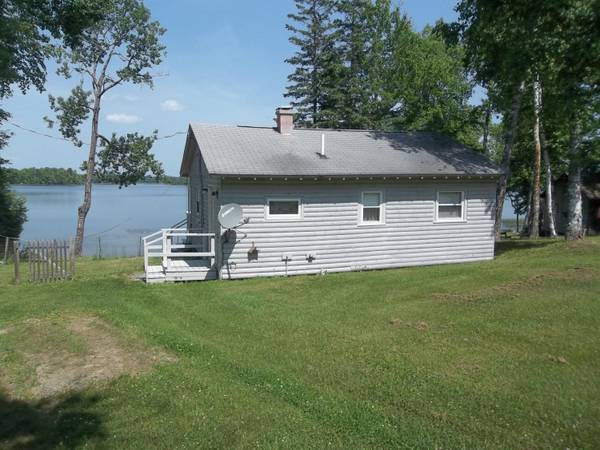 316 Lamb Farm RD, Baileyville, ME 04694