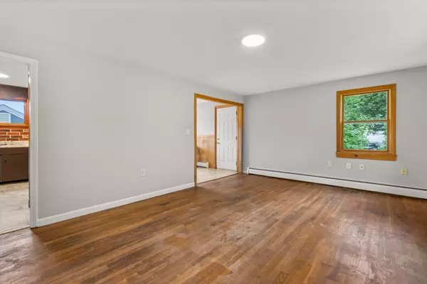 North Berwick, ME 03906,531 Morrills Mill RD