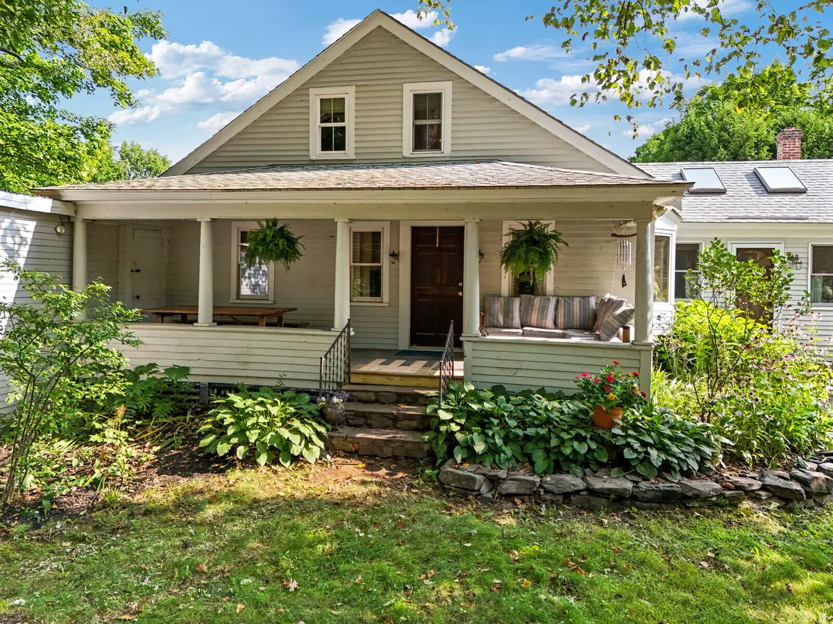 Mount Vernon, ME 04352,152 Dunns Corner RD