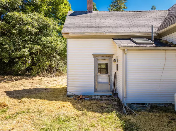 Saint George, ME 04860,28 Sea ST