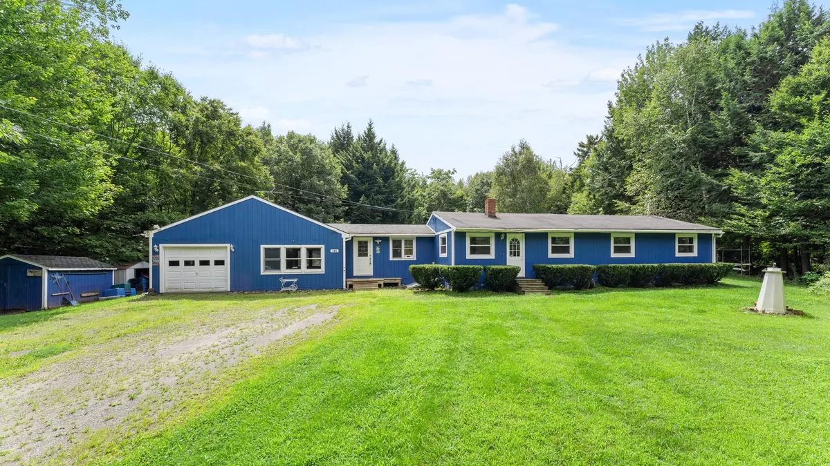 West Gardiner, ME 04345,139 Old North RD