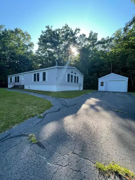 10 Audreys WAY, Casco, ME 04015