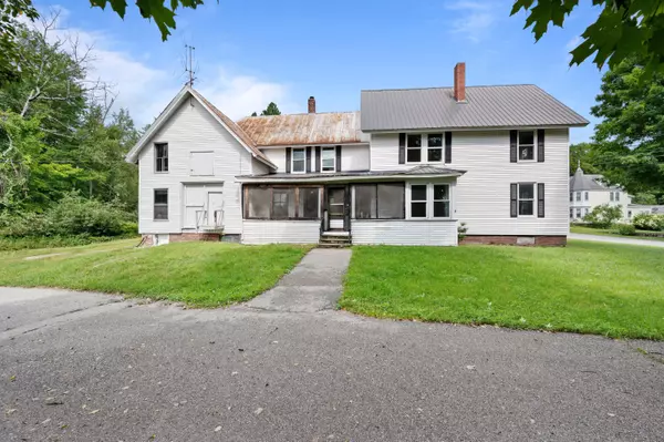 Paris, ME 04281,32 Nichol ST