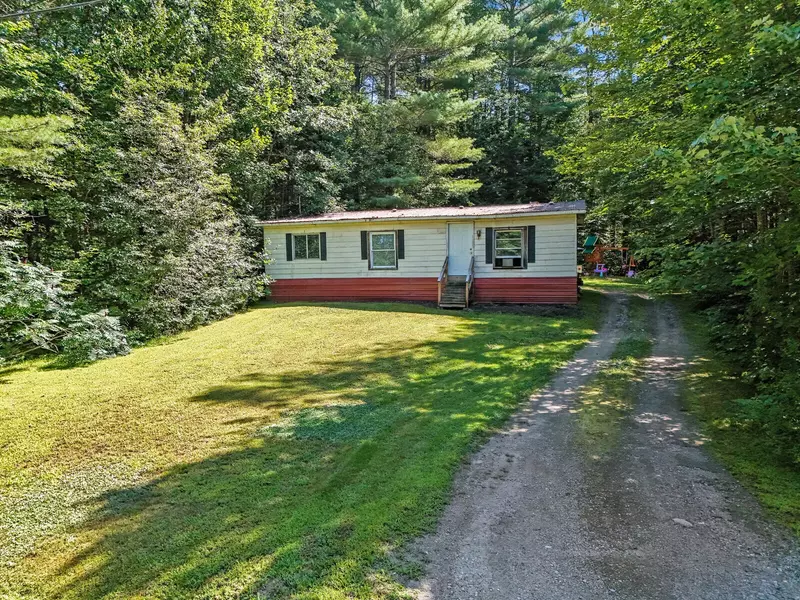 67 Monk RD, Benton, ME 04901