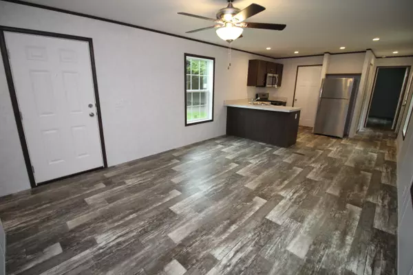 Mount Vernon, ME 04352,32 Round Stone RD