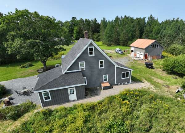 283 Gilpin RD, Orland, ME 04472