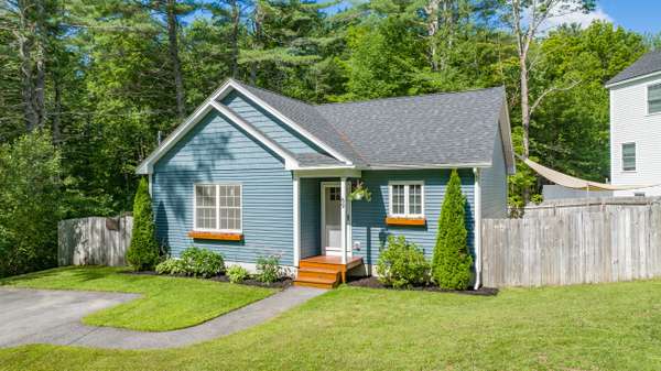 69 Vista DR, Windham, ME 04062