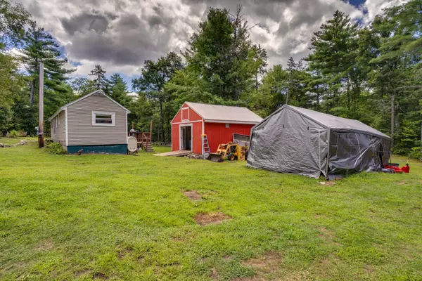 Shapleigh, ME 04076,61 Mann RD