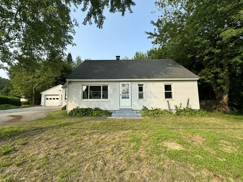 294 Pleasant ST, Lewiston, ME 04240