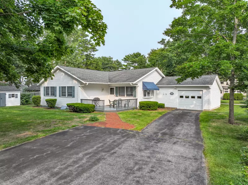 26 Bayview AVE, Ogunquit, ME 03907