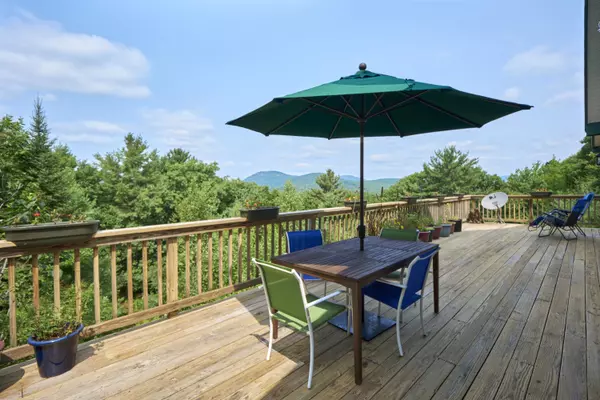 Rockport, ME 04856,16 Pine Brae LN