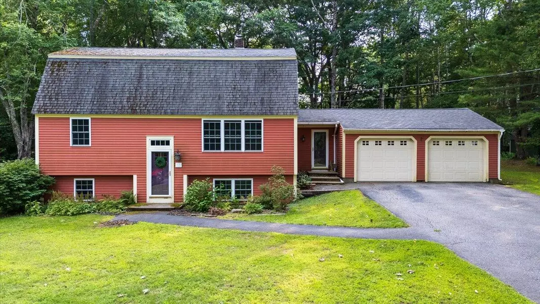 12 Oak Ridge DR, Wiscasset, ME 04578