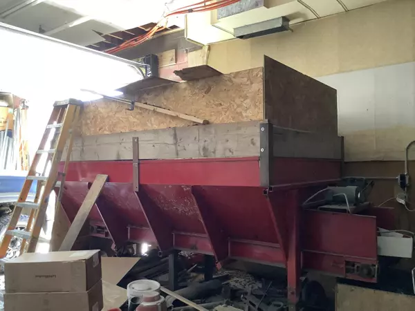 Van Buren, ME 04785,73 Main ST