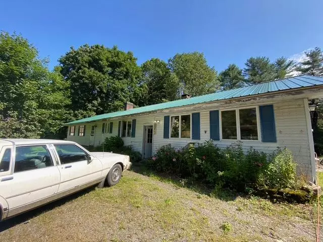 165 Swan Lake AVE, Belfast, ME 04915