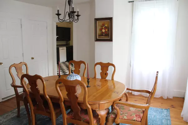 Gardiner, ME 04345,8 West ST