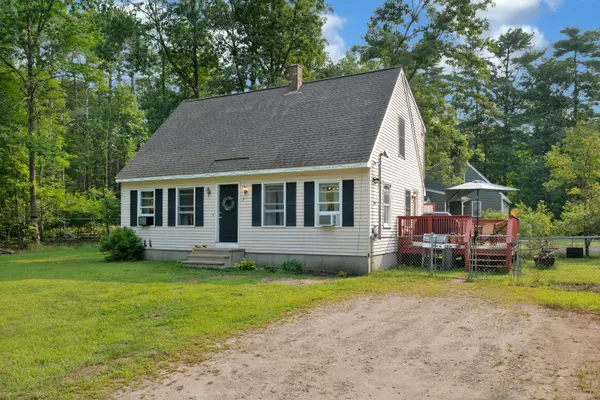 7 Indian LN,  Waterboro,  ME 04061