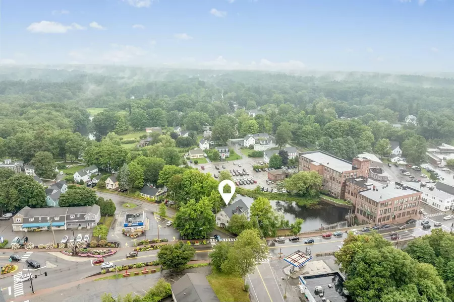 1 Pleasant ST #4, Kennebunk, ME 04043