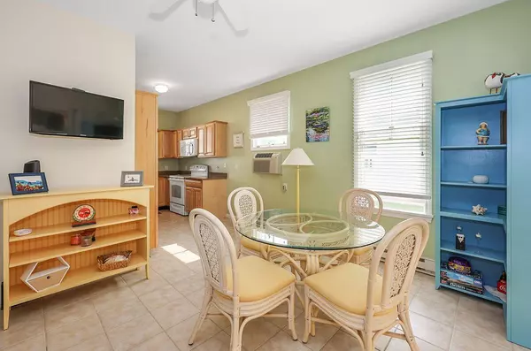 Wells, ME 04090,454 Post RD #468