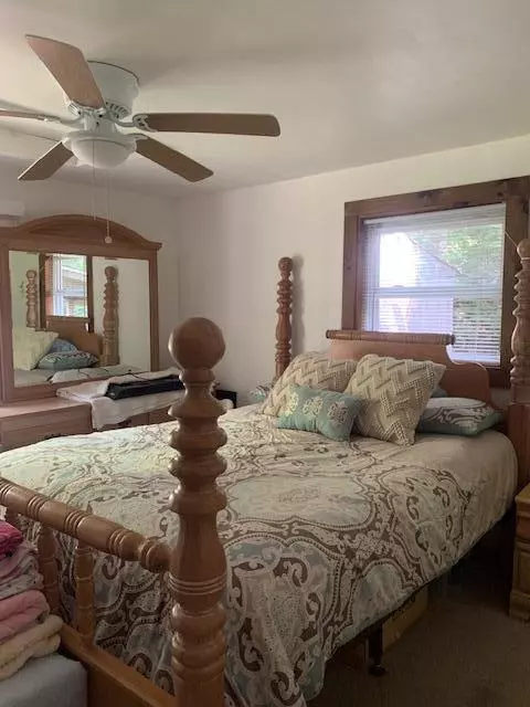 Northfield, ME 04654,3 Maple DR