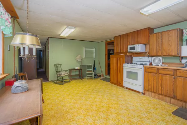 Wilton, ME 04294,515 Munson RD