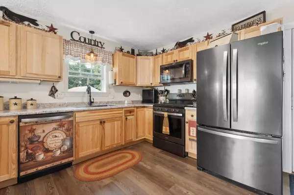 Mount Vernon, ME 04352,54 S Taylor RD