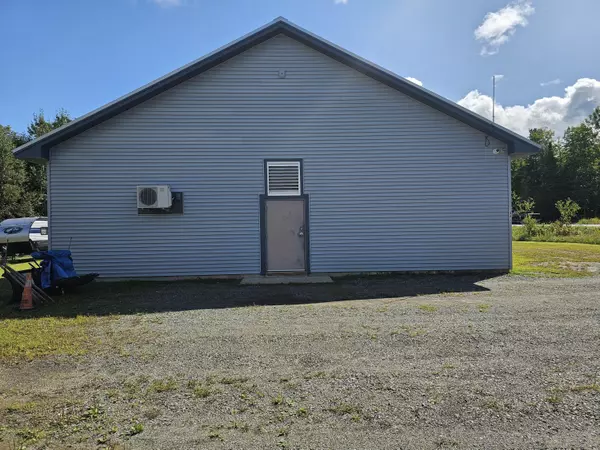 Mercer, ME 04957,1321 Mercer RD