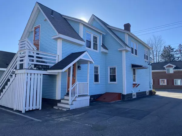 South Portland, ME 04106,372 Cottage RD