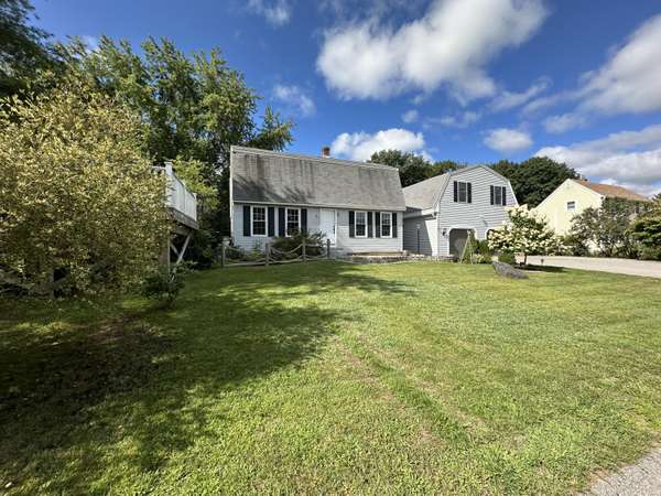 50 Tamarack DR, South Berwick, ME 03908