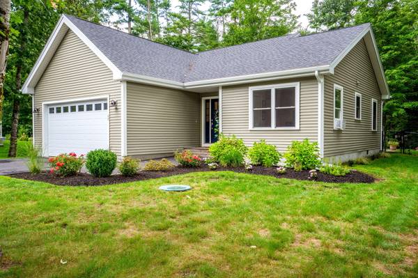 60 Camerons LN, Wells, ME 04090