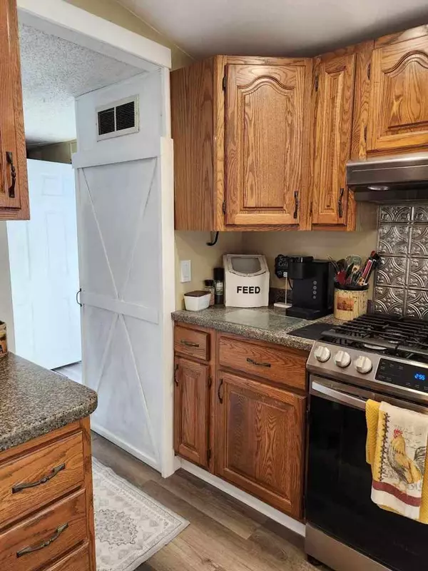 Sidney, ME 04330,3352 West River RD