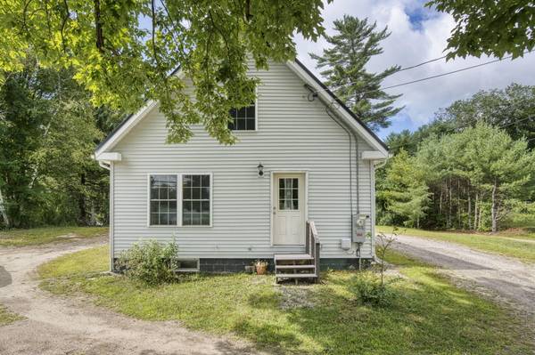 157 E Main ST, Paris, ME 04281