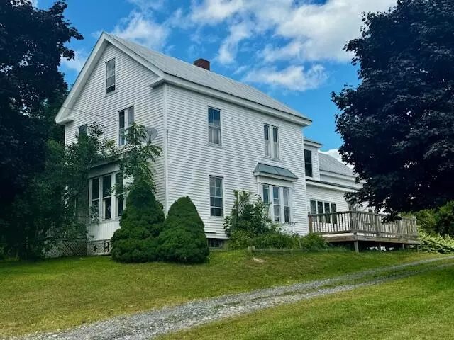 36 S Maple ST, Madison, ME 04950