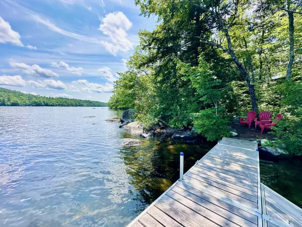 Rome, ME 04963,212 Peninsula DR