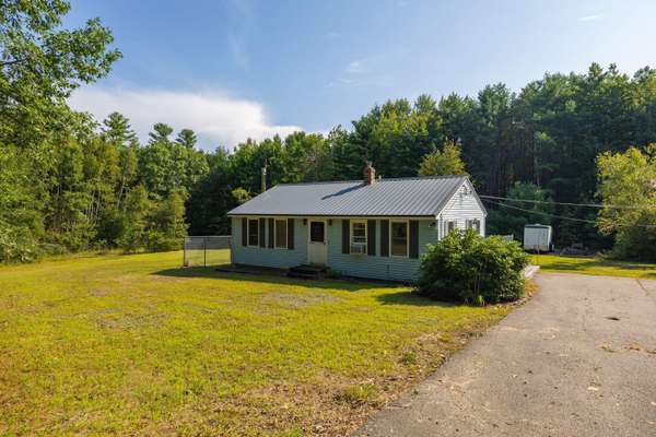 748 H RD, Acton, ME 04001