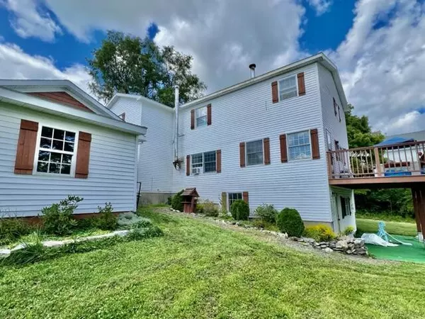 Orrington, ME 04474,28 Blake RD